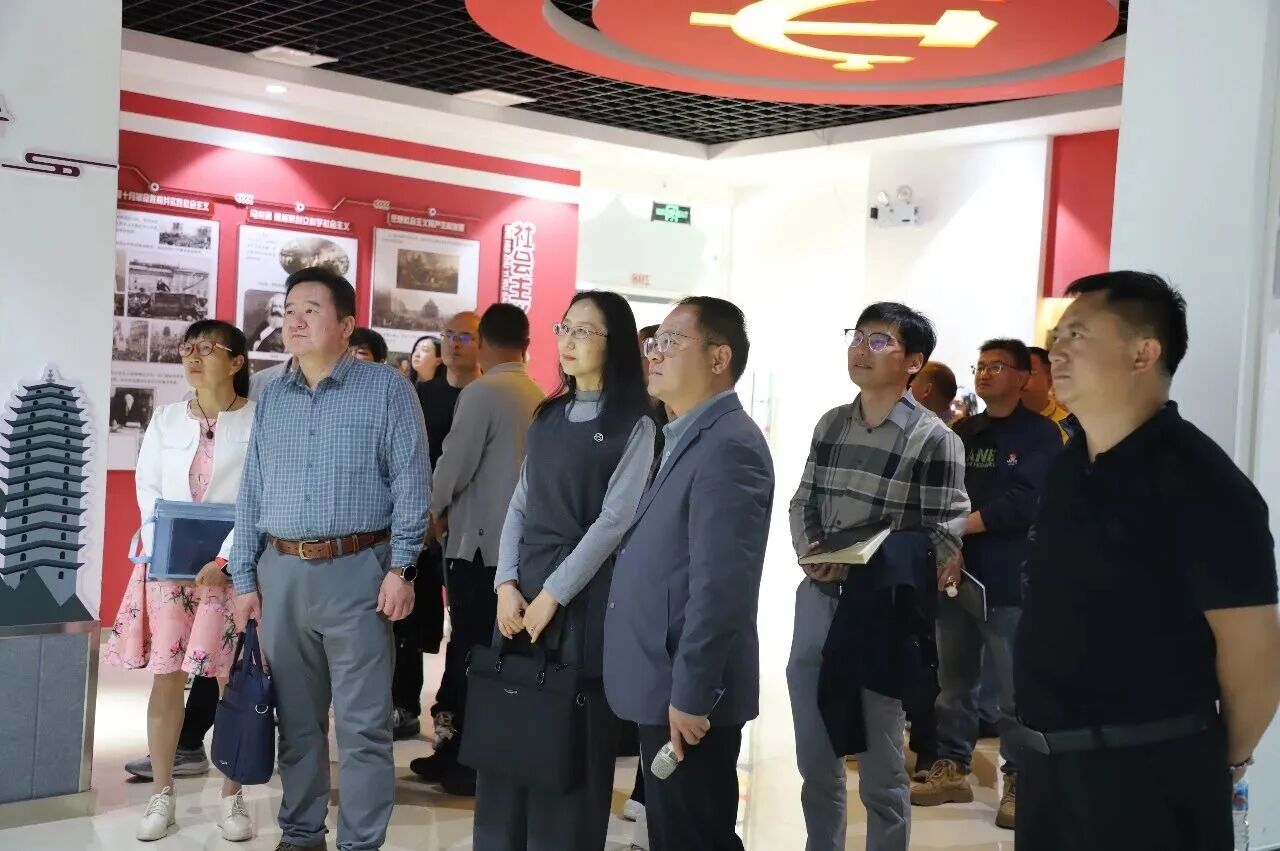 校园新闻 | 深耕产教融合 聚力人才培养——张山一行赴保山技师学院交流学习