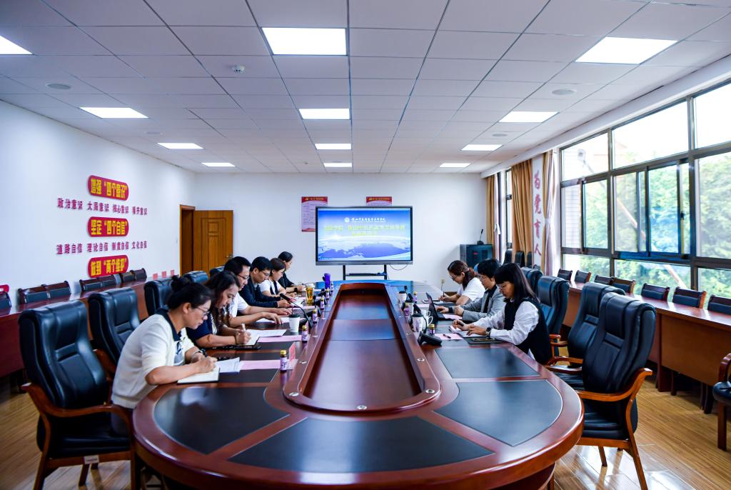 校园新闻 | 文山学院到校考察交流并签订高本“3+2”贯通培养改革试点项目合作协议